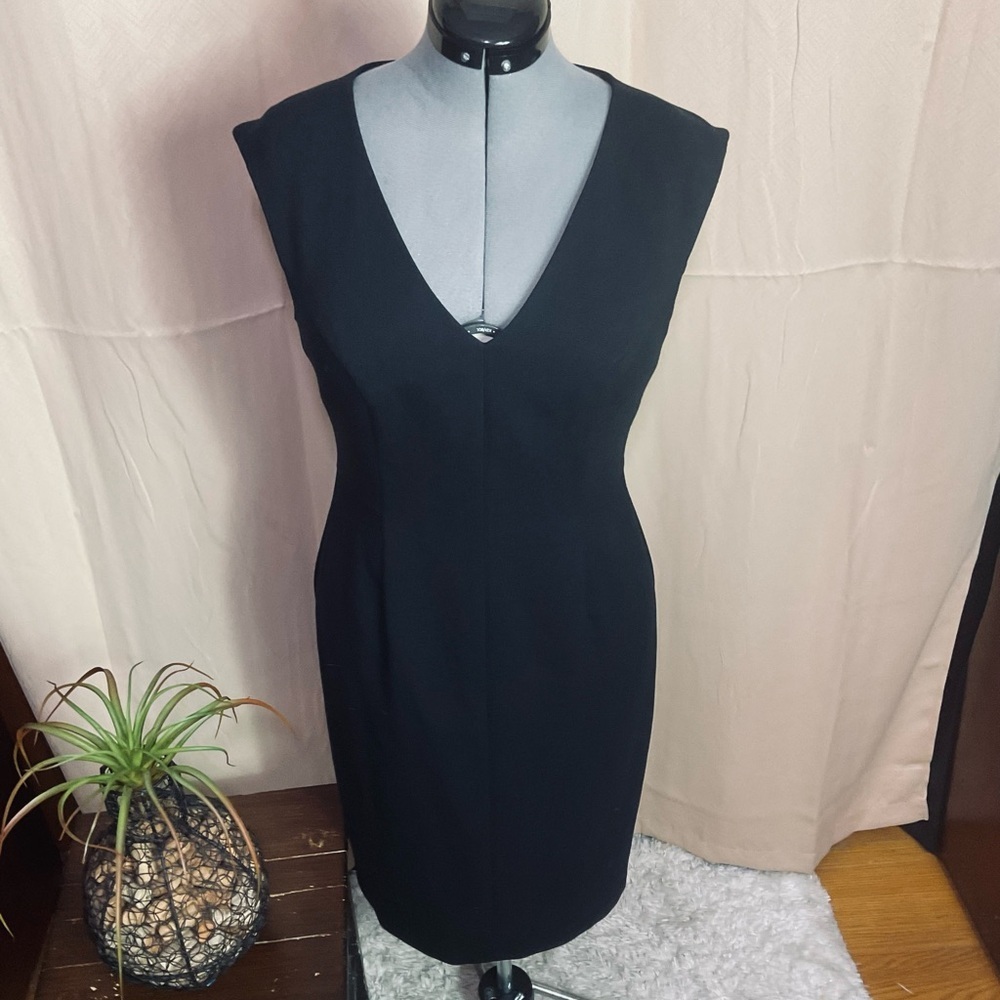 Eliza J Elegant Black Sleeveless Midi Dress